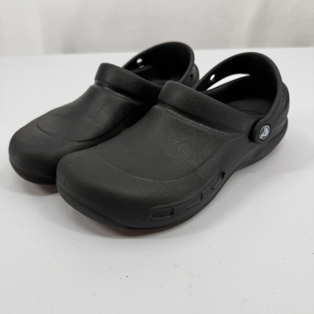 Crocs Bistro Clogs Women 8 Mens 6 Black Slip Resistant Work Shoes Comfortable